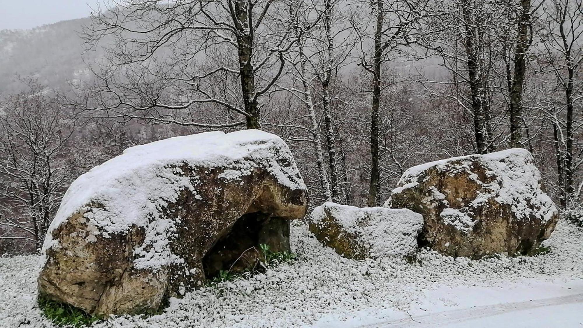 فيلا Castello Baronale Novi Velia المظهر الخارجي الصورة