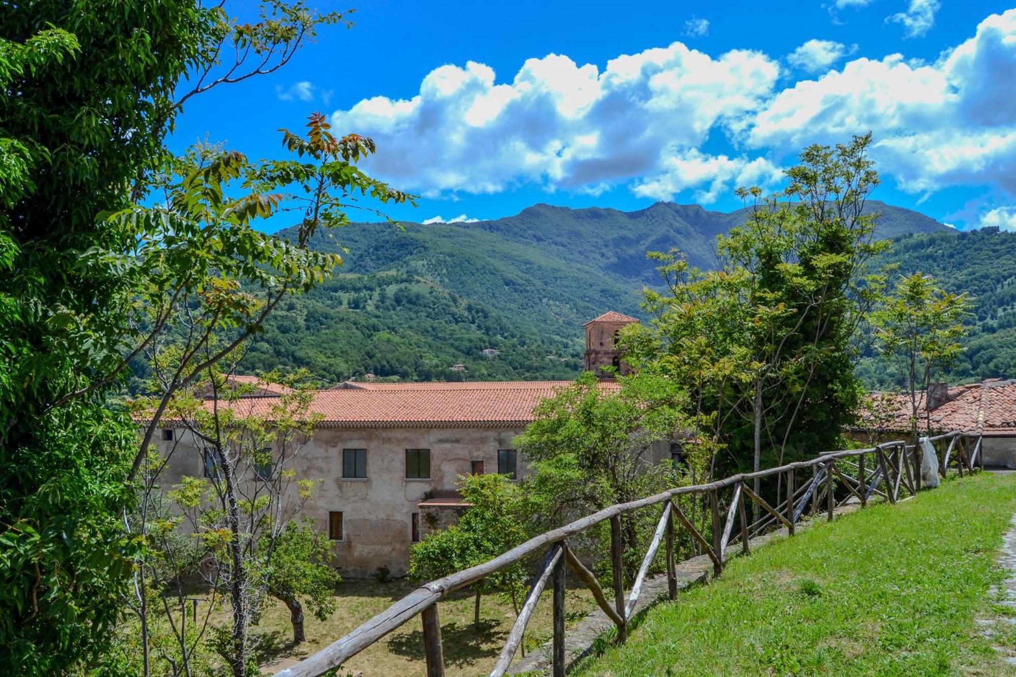 فيلا Castello Baronale Novi Velia المظهر الخارجي الصورة